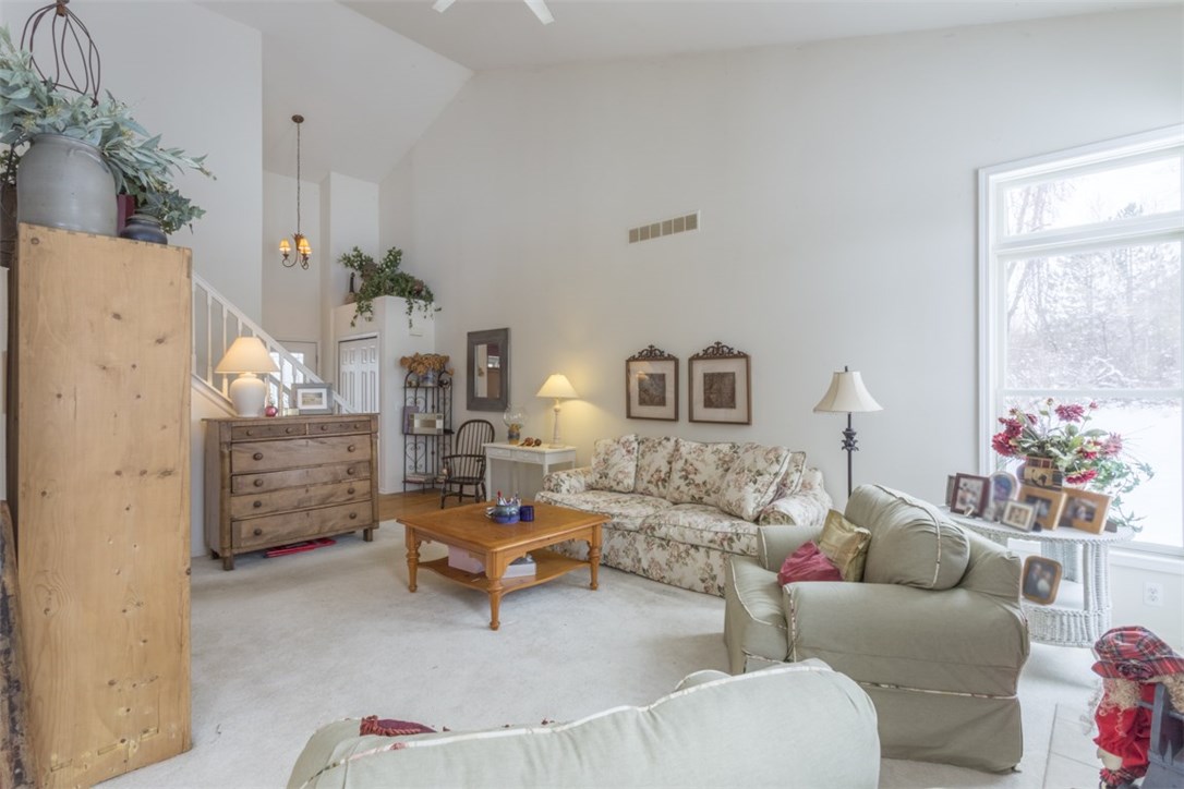 5852 Windstar Circle